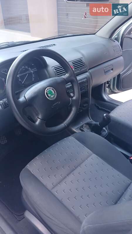 Универсал Skoda Octavia 2003 в Ивано-Франковске