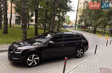Універсал Skoda Octavia 2019 в 