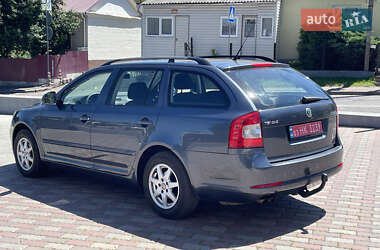 Универсал Skoda Octavia 2010 в 