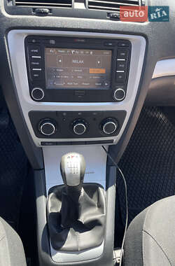 Универсал Skoda Octavia 2010 в 