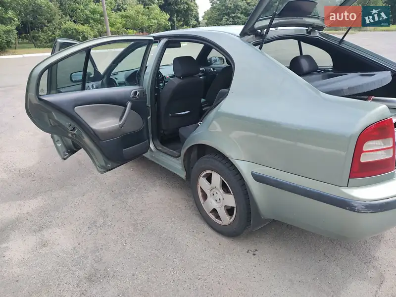 Skoda Octavia 2003 VIN TMBSL41UX38697160 фото оголошення 9 з 49