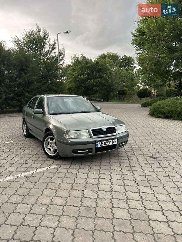 Лифтбек Skoda Octavia 2002 в Павлограде