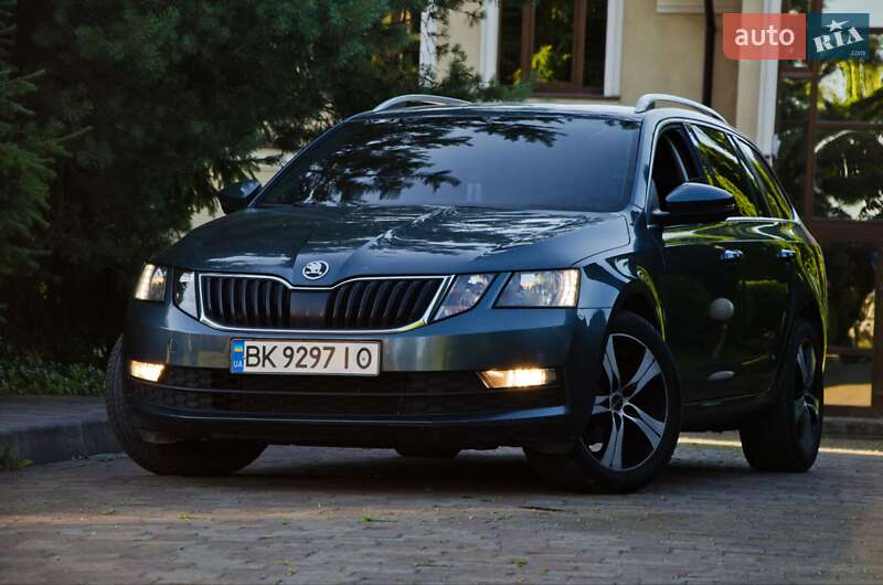 Универсал Skoda Octavia 2019 в Сарнах