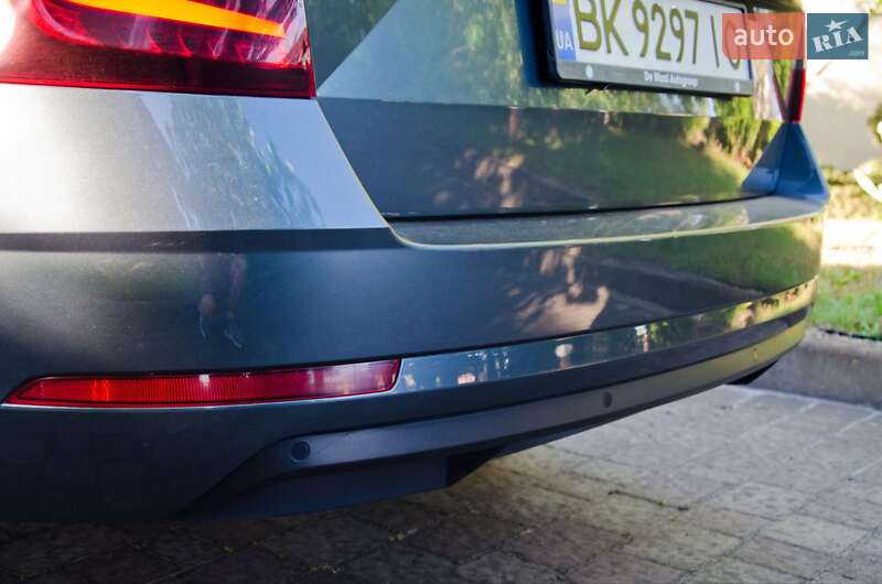 Универсал Skoda Octavia 2019 в Сарнах
