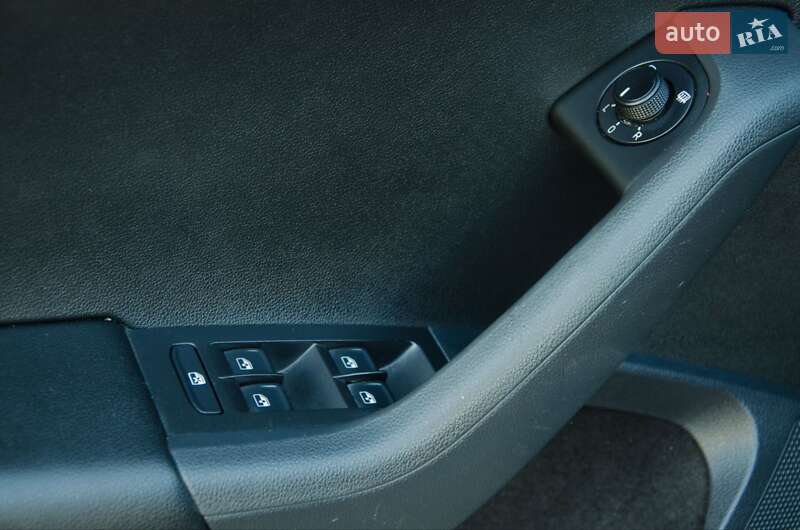 Универсал Skoda Octavia 2019 в Сарнах