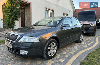 Лифтбек Skoda Octavia 2008 в Черновцах