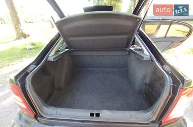 Ліфтбек Skoda Octavia 2001 в 