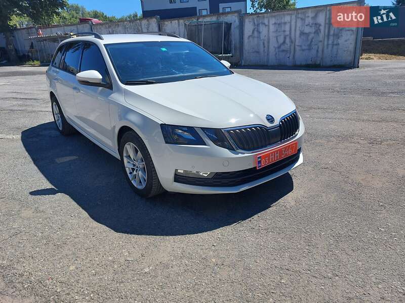 Универсал Skoda Octavia 2020 в Тернополе