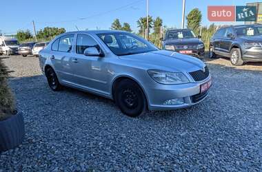Лифтбек Skoda Octavia 2011 в 