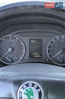Лифтбек Skoda Octavia 2011 в 