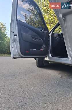 Лифтбек Skoda Octavia 2006 в 