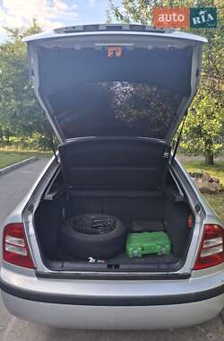 Лифтбек Skoda Octavia 2006 в 