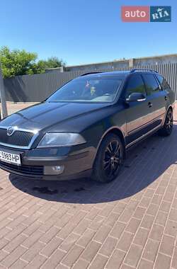 Универсал Skoda Octavia 2008 в Сарнах