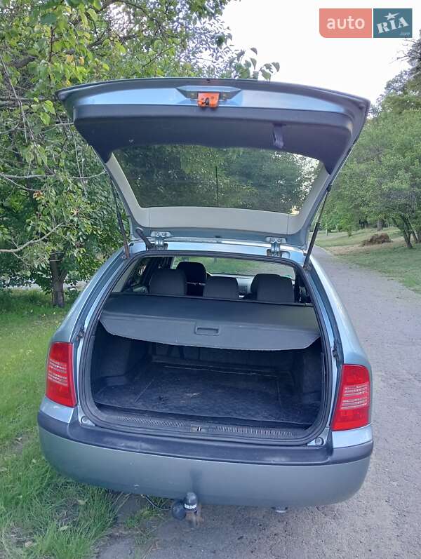 Универсал Skoda Octavia 2005 в Полтаве