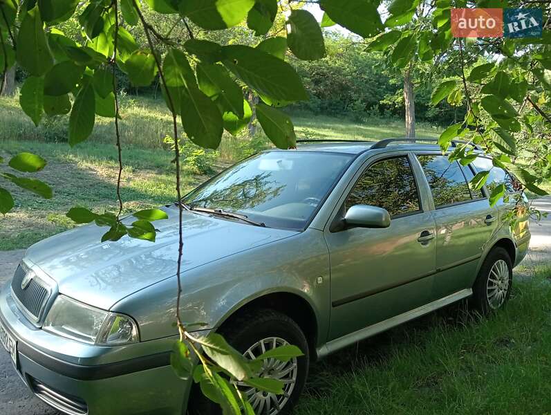 Универсал Skoda Octavia 2005 в Полтаве
