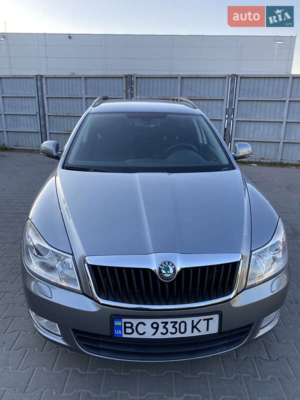 Универсал Skoda Octavia 2012 в Львове