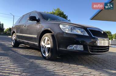 Універсал Skoda Octavia 2012 в 