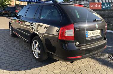 Універсал Skoda Octavia 2012 в 