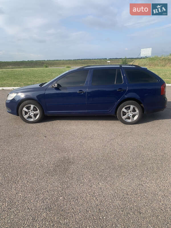 Универсал Skoda Octavia 2012 в Умани