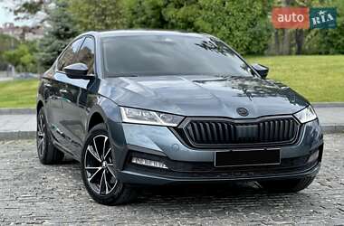 Ліфтбек Skoda Octavia 2021 в 