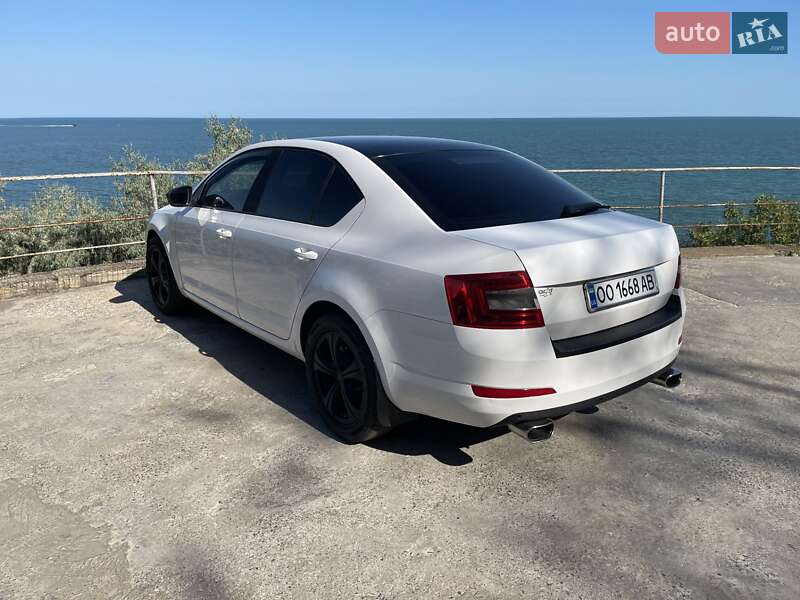Лифтбек Skoda Octavia 2013 в Одессе