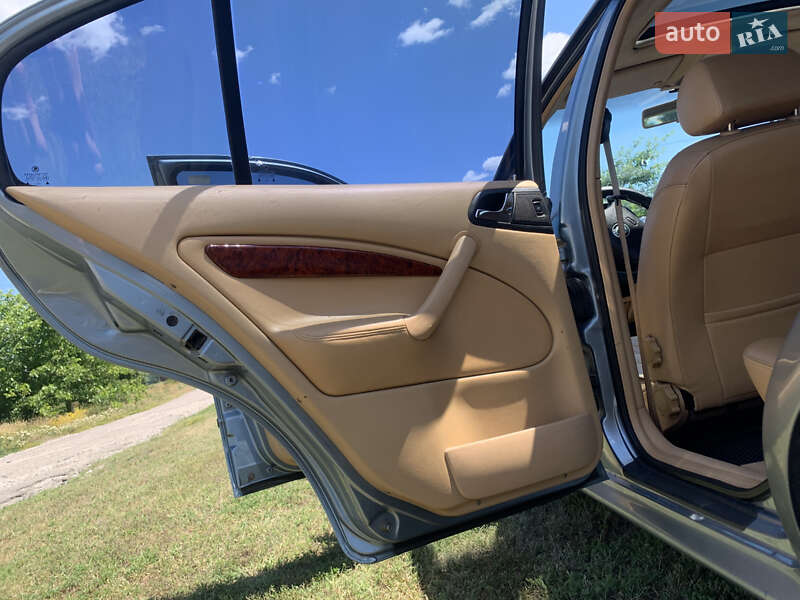 Лифтбек Skoda Octavia 2002 в Борисполе