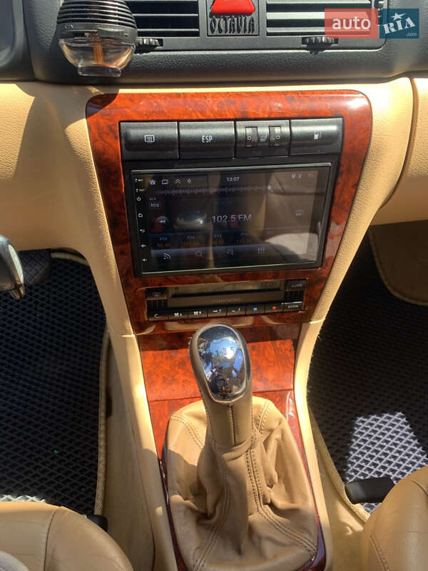 Лифтбек Skoda Octavia 2002 в Борисполе