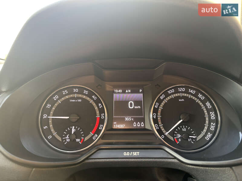 Универсал Skoda Octavia 2016 в Ужгороде