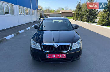 Универсал Skoda Octavia 2009 в Богуславе