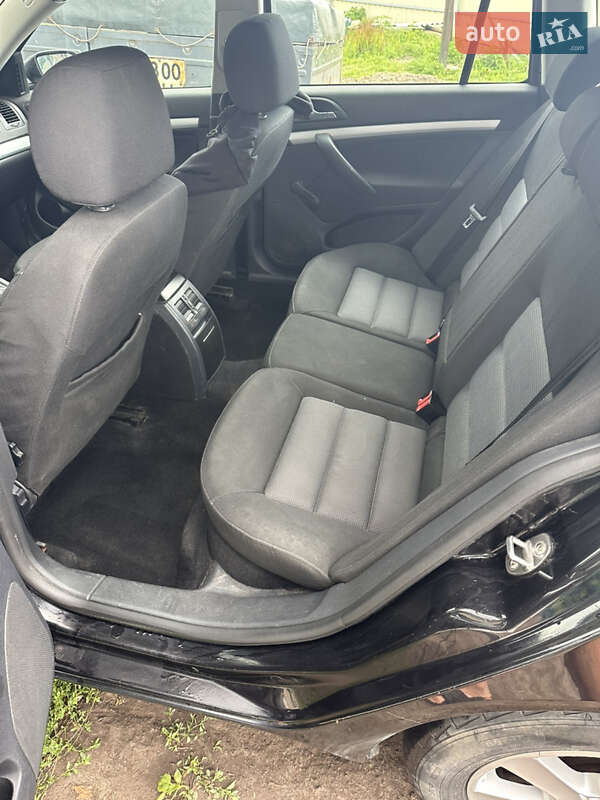 Универсал Skoda Octavia 2007 в Новых Санжарах