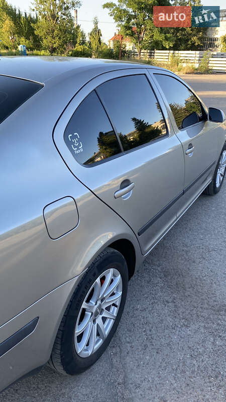Лифтбек Skoda Octavia 2007 в Сиховом фото 3 Лифтбек Skoda Octavia 2007 в Сиховом