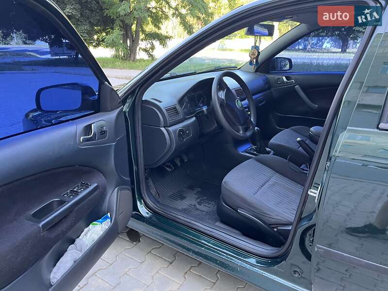 Лифтбек Skoda Octavia 2001 в Каменец-Подольском