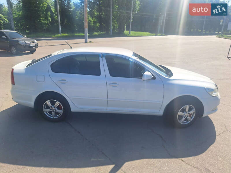 Лифтбек Skoda Octavia 2012 в Кривом Роге