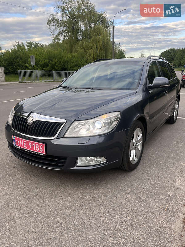 Універсал Skoda Octavia 2008 в Рівному