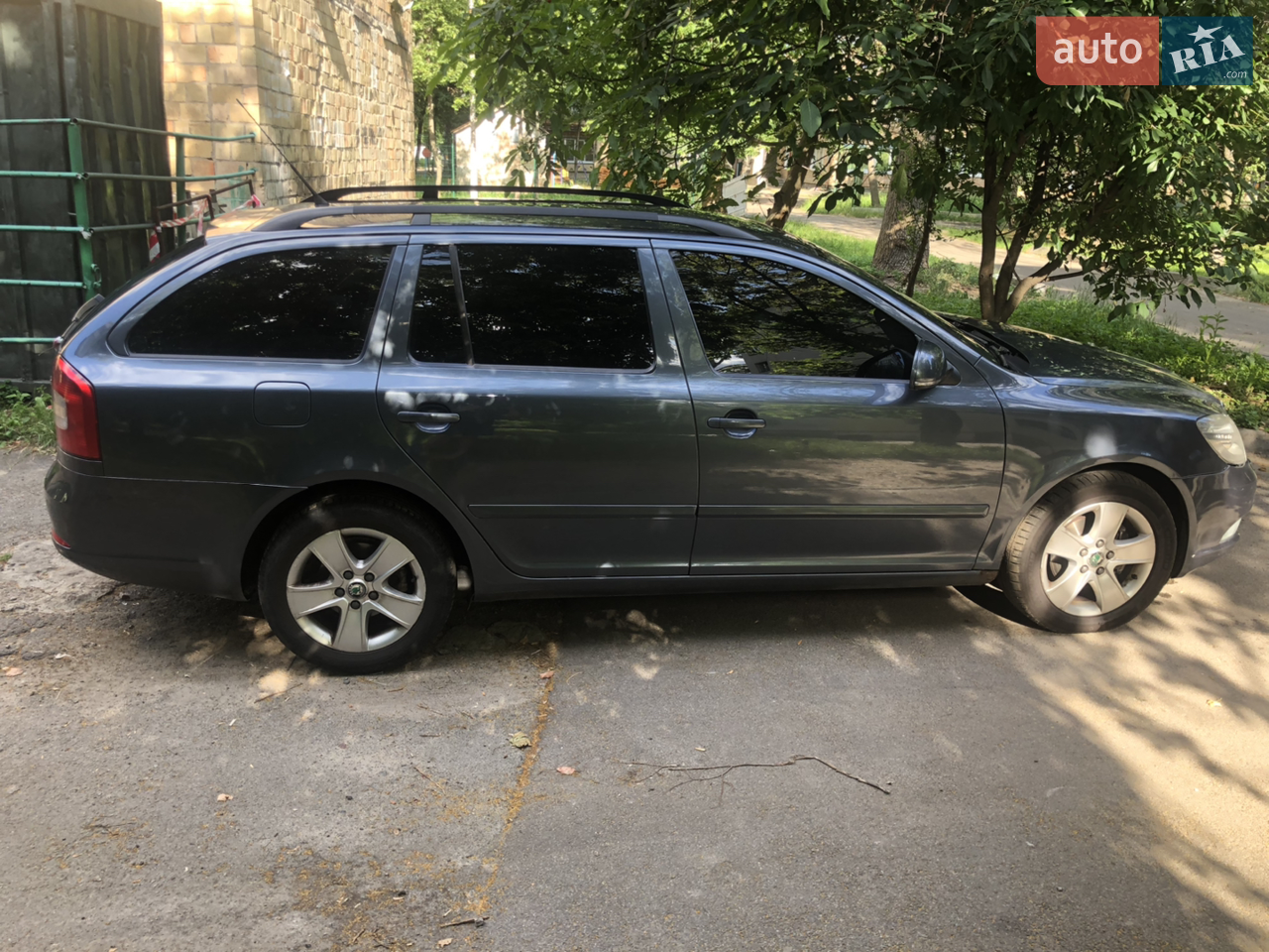 2010 Skoda Octavia - мініатюра 17