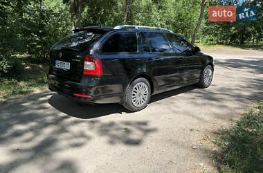 Универсал Skoda Octavia 2012 в 