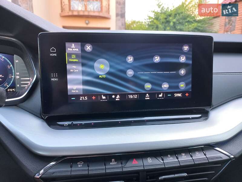 Универсал Skoda Octavia 2021 в Виннице