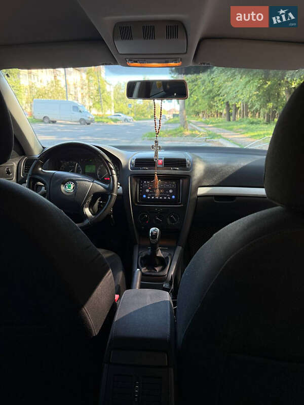Ліфтбек Skoda Octavia 2006 в Полтаві