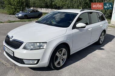 Універсал Skoda Octavia 2014 в Харкові