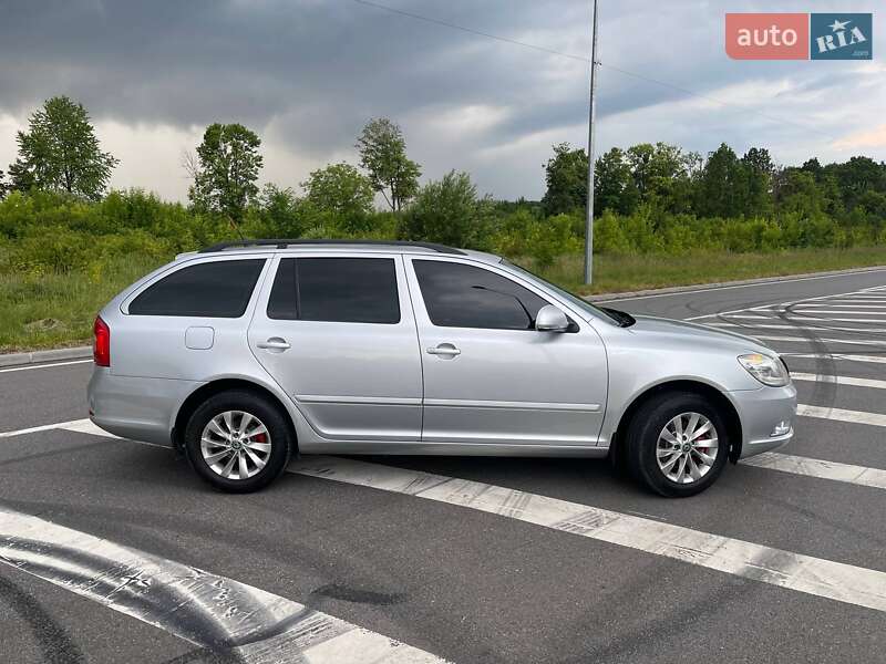 Універсал Skoda Octavia 2009 в Хмельницькому