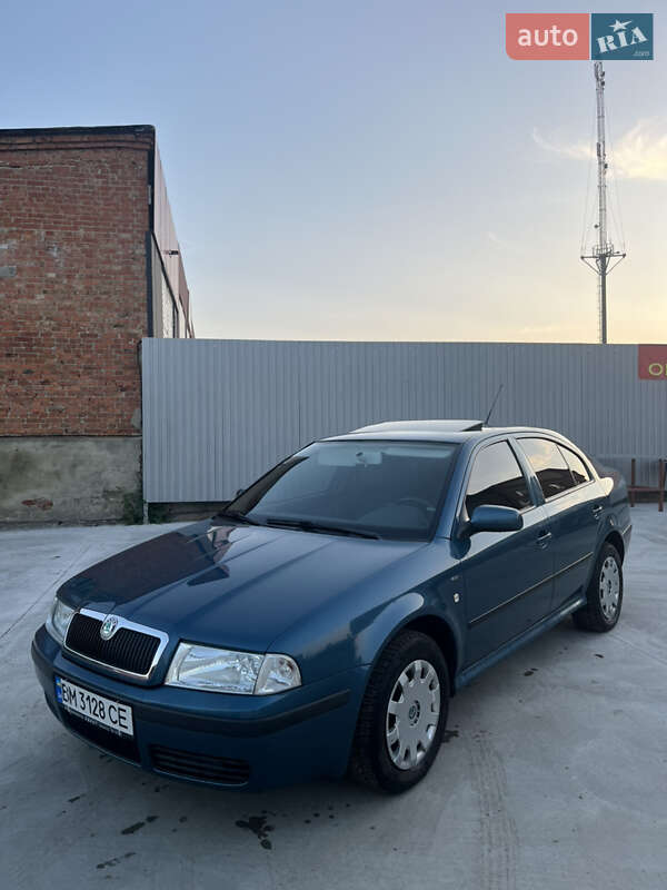 Ліфтбек Skoda Octavia 2002 в 