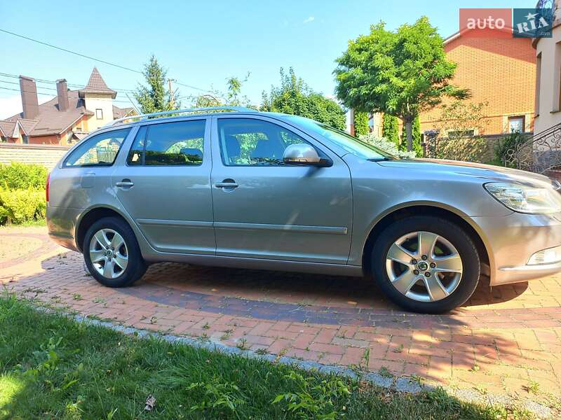 Универсал Skoda Octavia 2011 в Виннице