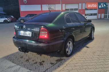 Лифтбек Skoda Octavia 2001 в 