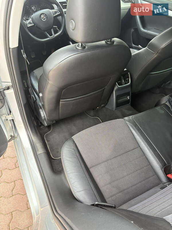 Універсал Skoda Octavia 2016 в Чернівцях