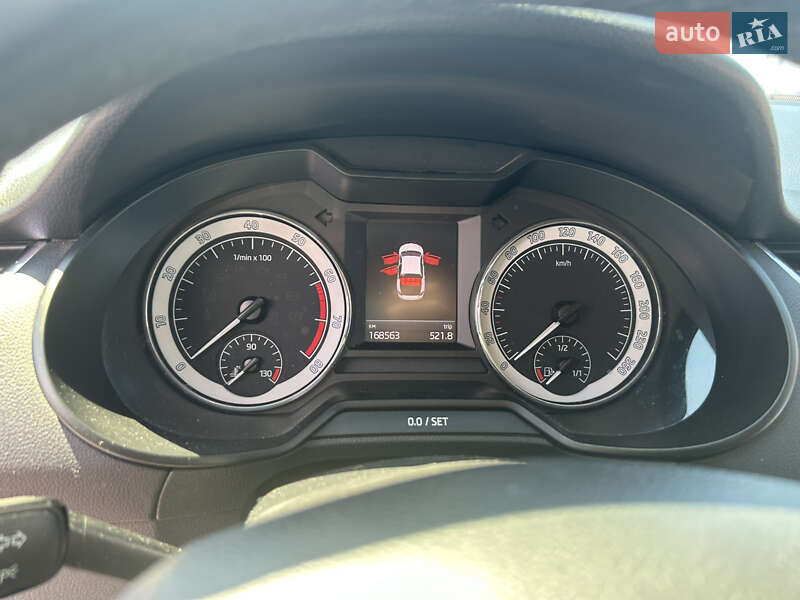 Лифтбек Skoda Octavia 2017 в Кропивницком