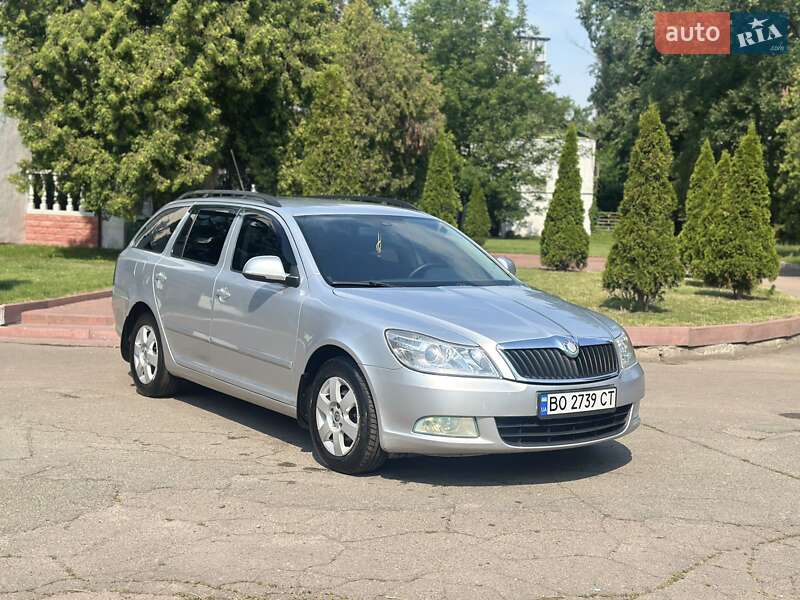 Универсал Skoda Octavia 2009 в Одессе