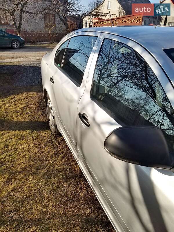 Лифтбек Skoda Octavia 2011 в Почаеве