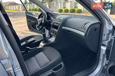 Лифтбек Skoda Octavia 2009 в 