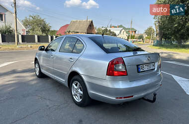 Лифтбек Skoda Octavia 2009 в 