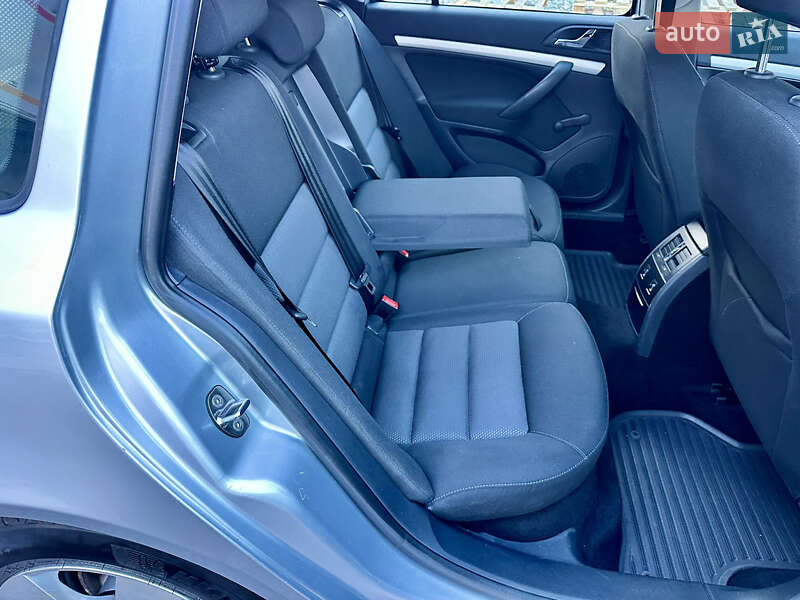 Универсал Skoda Octavia 2008 в Виннице